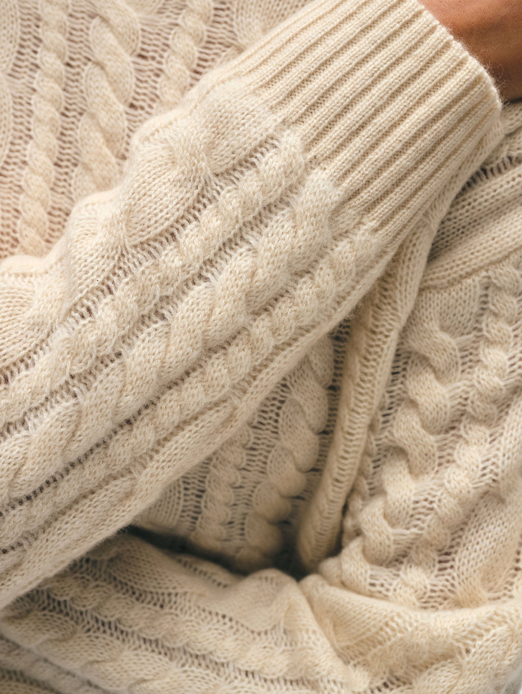 Cashmere Mixed Cable Crewneck