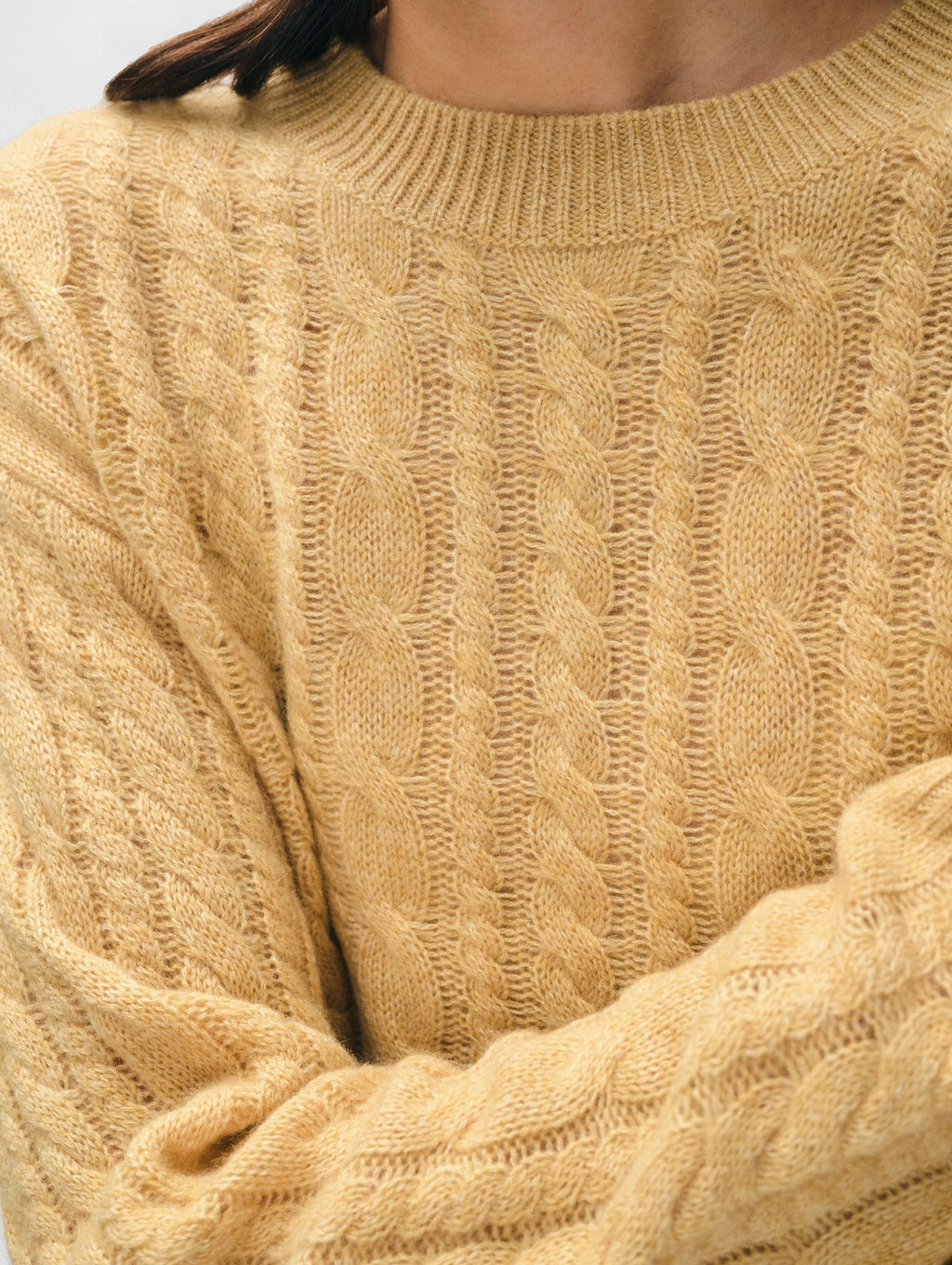 Cashmere Mixed Cable Crewneck