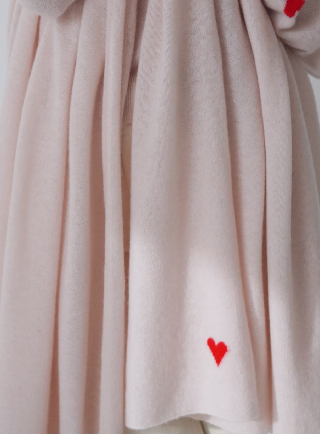 Cashmere Mini Heart Wrap